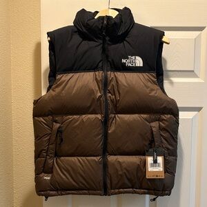 The North Face 96 Nuptse Vest, Smokey Brown/TNF Black, Men’s Medium